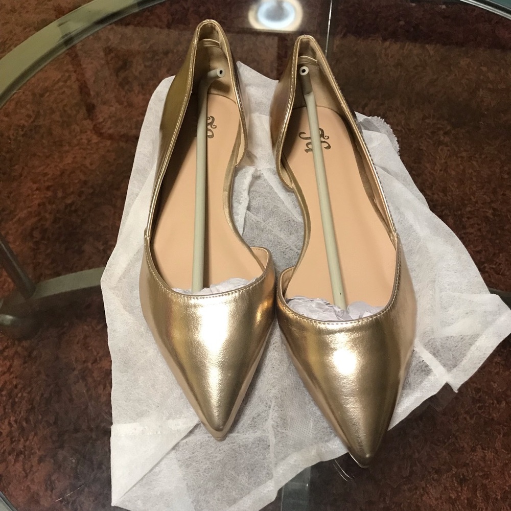 JG rose gold flats
